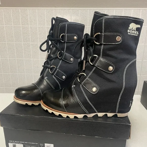 Sorel Joan of Arctic Wedge Mid X Celebration Black Boot Size 8 - Picture 4 of 9